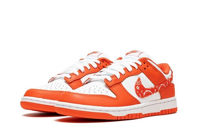 Dunk Low “Orange Paisley”