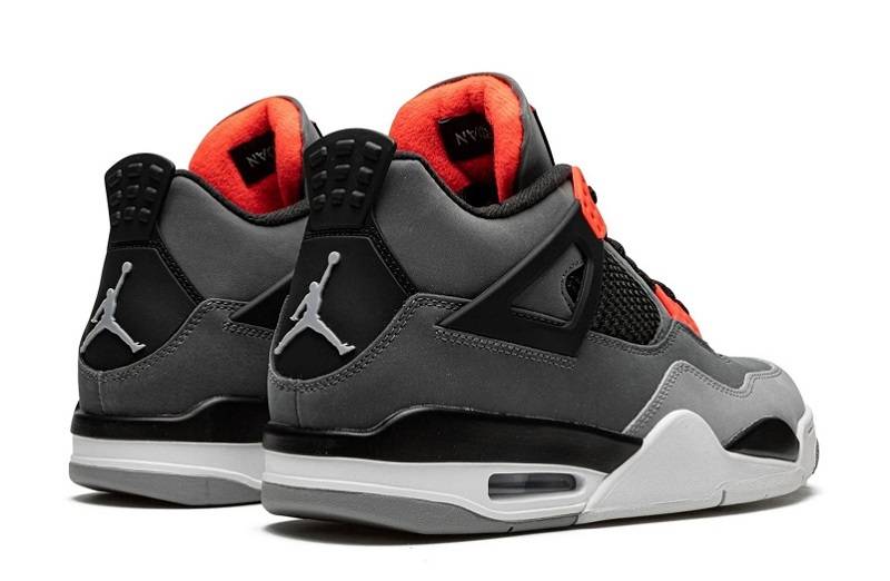 Jordan 4 “Infrared”