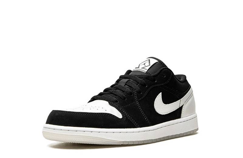 Jordan 1 “Black/White” Low