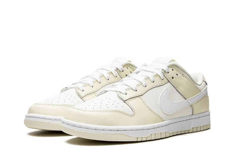 Sb Dunk Low “Coconut Milk”