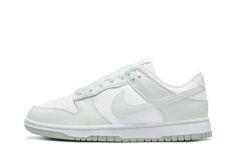 Dunks Low “White Mint”