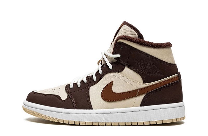 Wmns Air Jordan 1 Mid SE "Cream Dark Chocolate"