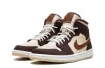 Wmns Air Jordan 1 Mid SE "Cream Dark Chocolate"