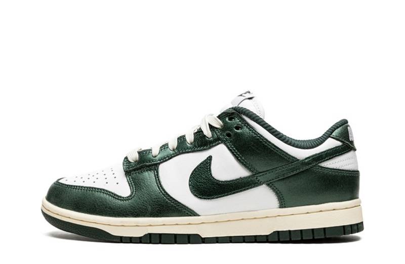 Nike Dunk Low "Vintage Green" WMNS