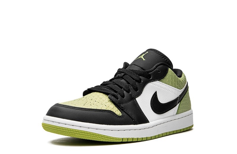 Wmns Air Jordan 1 Low Se &Quot;Vivid Green Snakeskin&Quot;