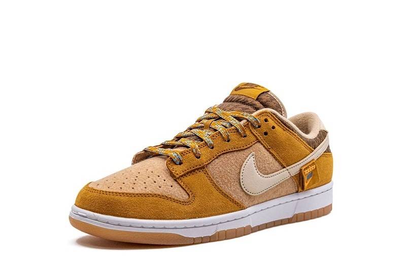 Dunk Low Se &Quot;Teddy Bear Praline&Quot;