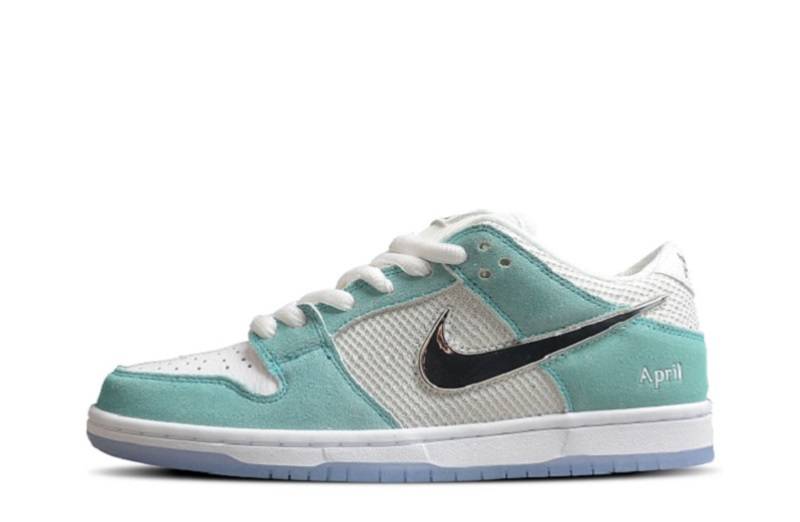 April Skateboards X Dunk Low SB "Turbo Green"