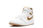 Wmns Air Jordan 1 Retro High OG "Metallic Gold"