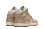 Wmns Air Jordan 1 Mid SE "Legend Light Brown"