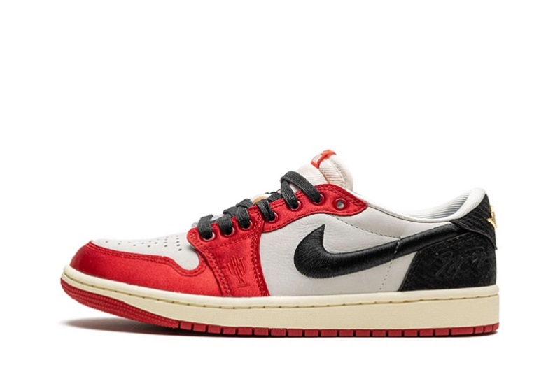 Trophy Room x Air Jordan 1 Retro Low OG SP "Rookie Card - Away"