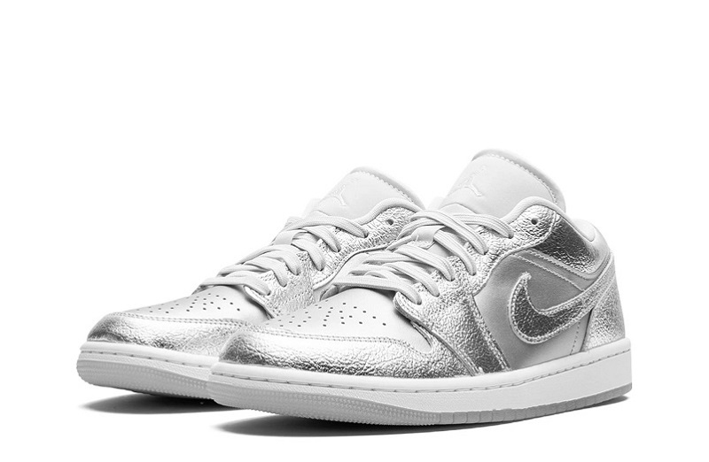 Wmns Air Jordan 1 Low Se &Quot;Metallic Silver&Quot;