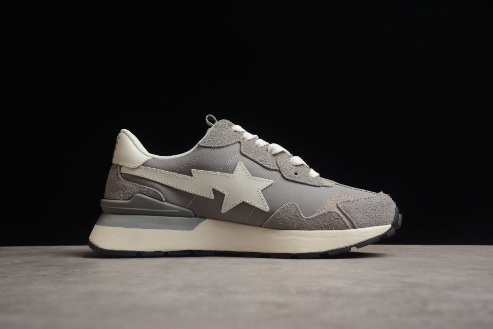 Bape Sta Runner Sneakers In Grey And White