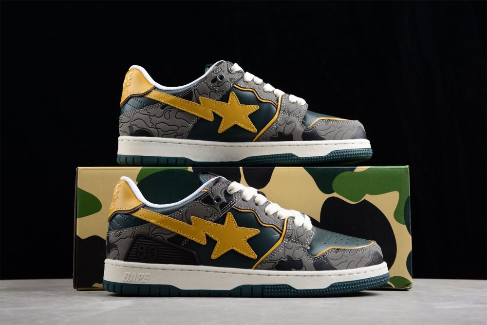 Bape Sta Low-Top Sneakers In Green And Yellow