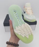 NIKE ZOOM G.T. CUT 2 x BARELY GREEN