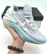 NIKE ZOOM G.T. CUT 2 x AVANT-GARDE