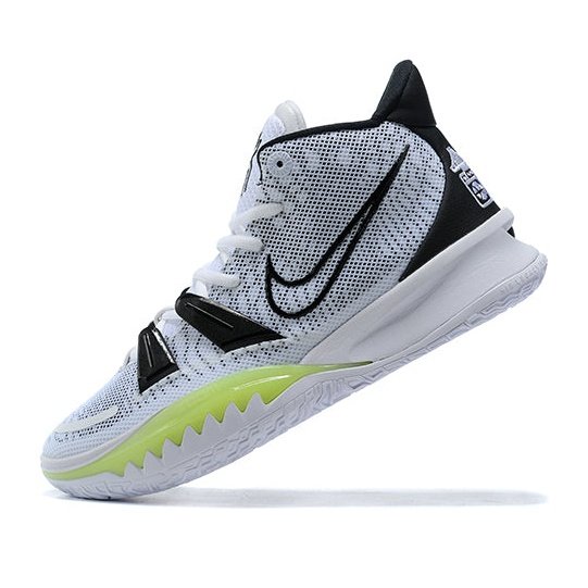 Nike Kyrie 7 X Brooklyn Beats