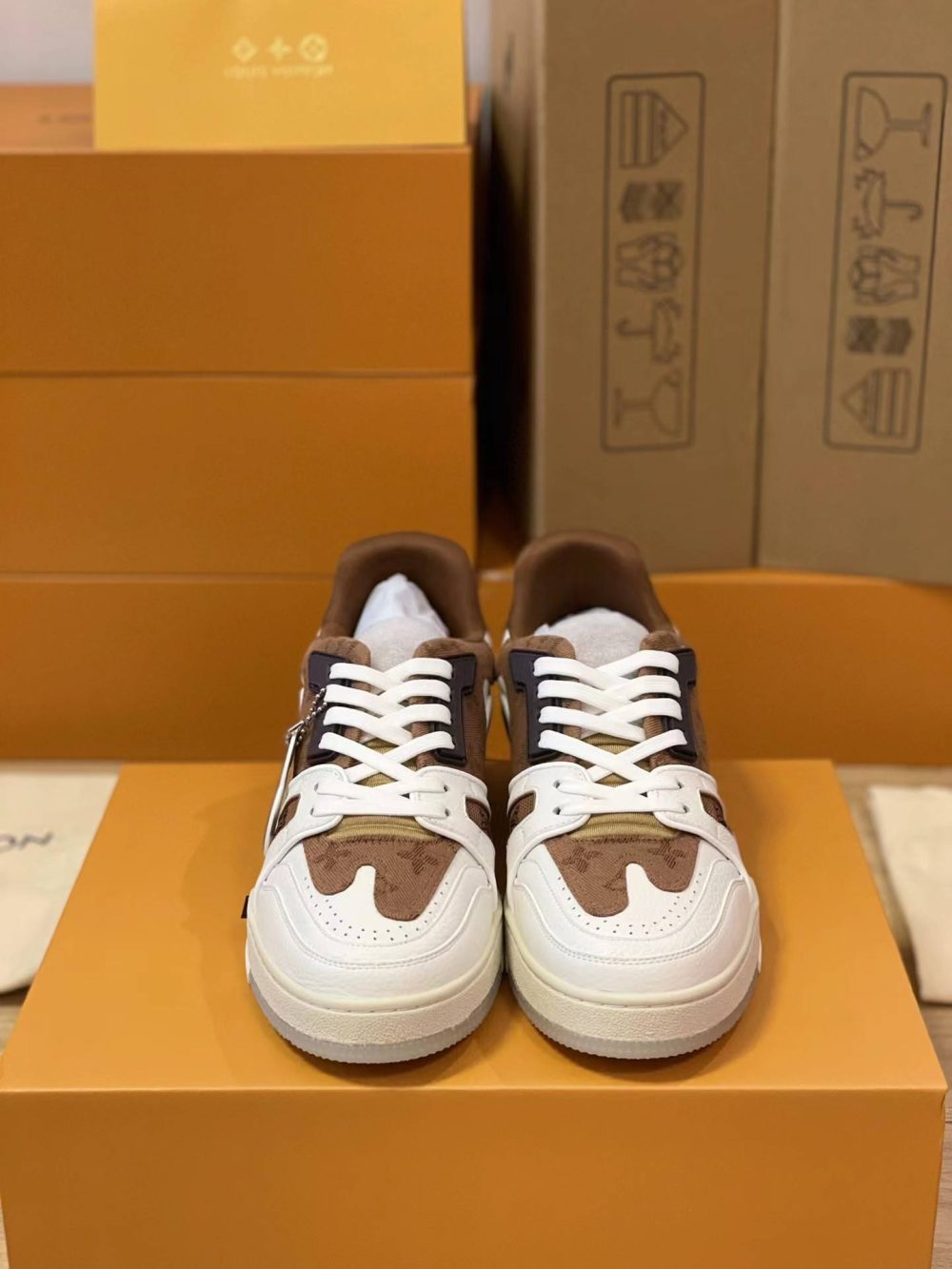 LOUIS VUITTON TRAINER 1A9IQ5 Sneakers