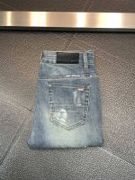 Amiri slim fit petite straight jeans