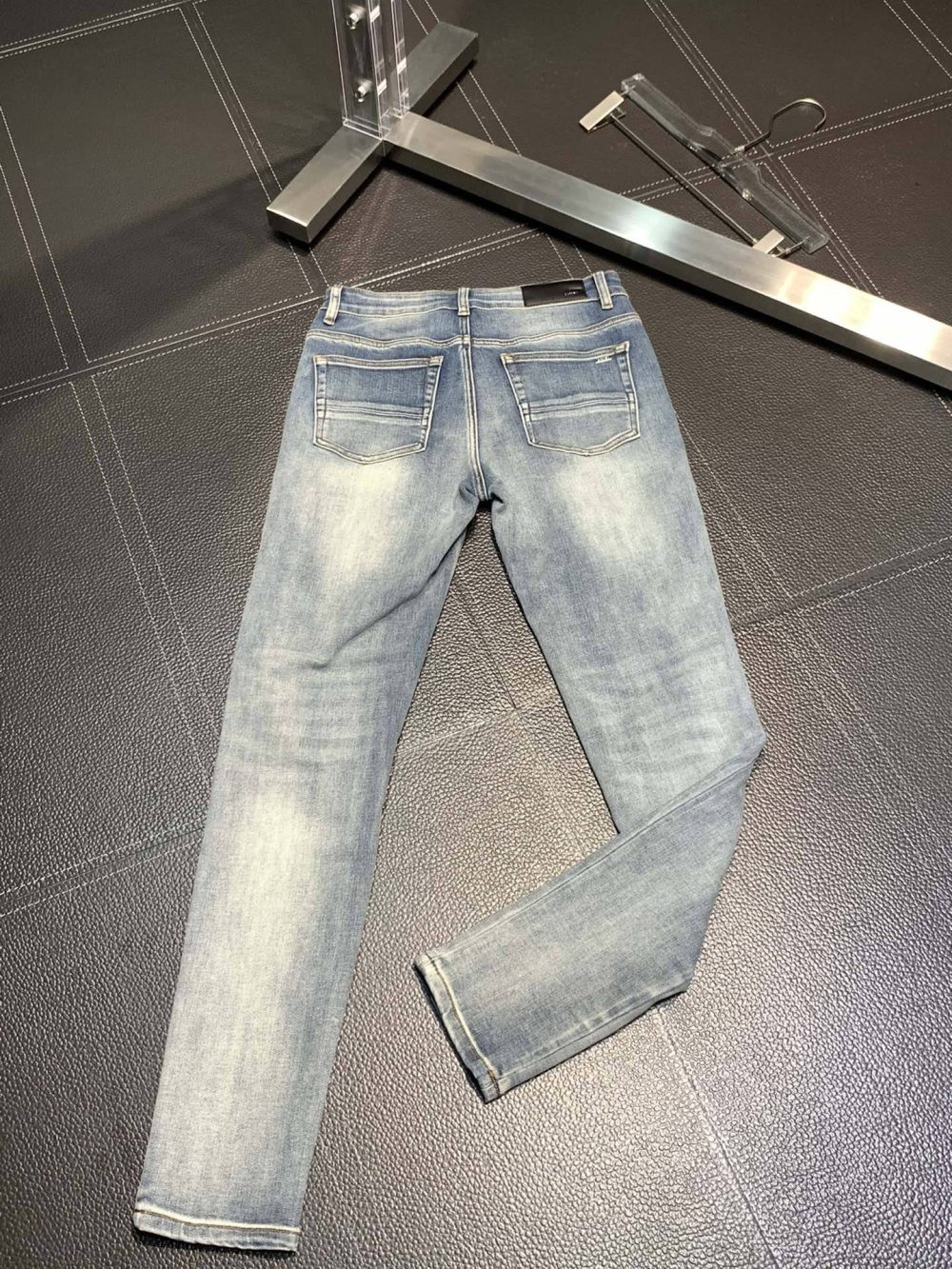 Amiri slim fit petite straight jeans