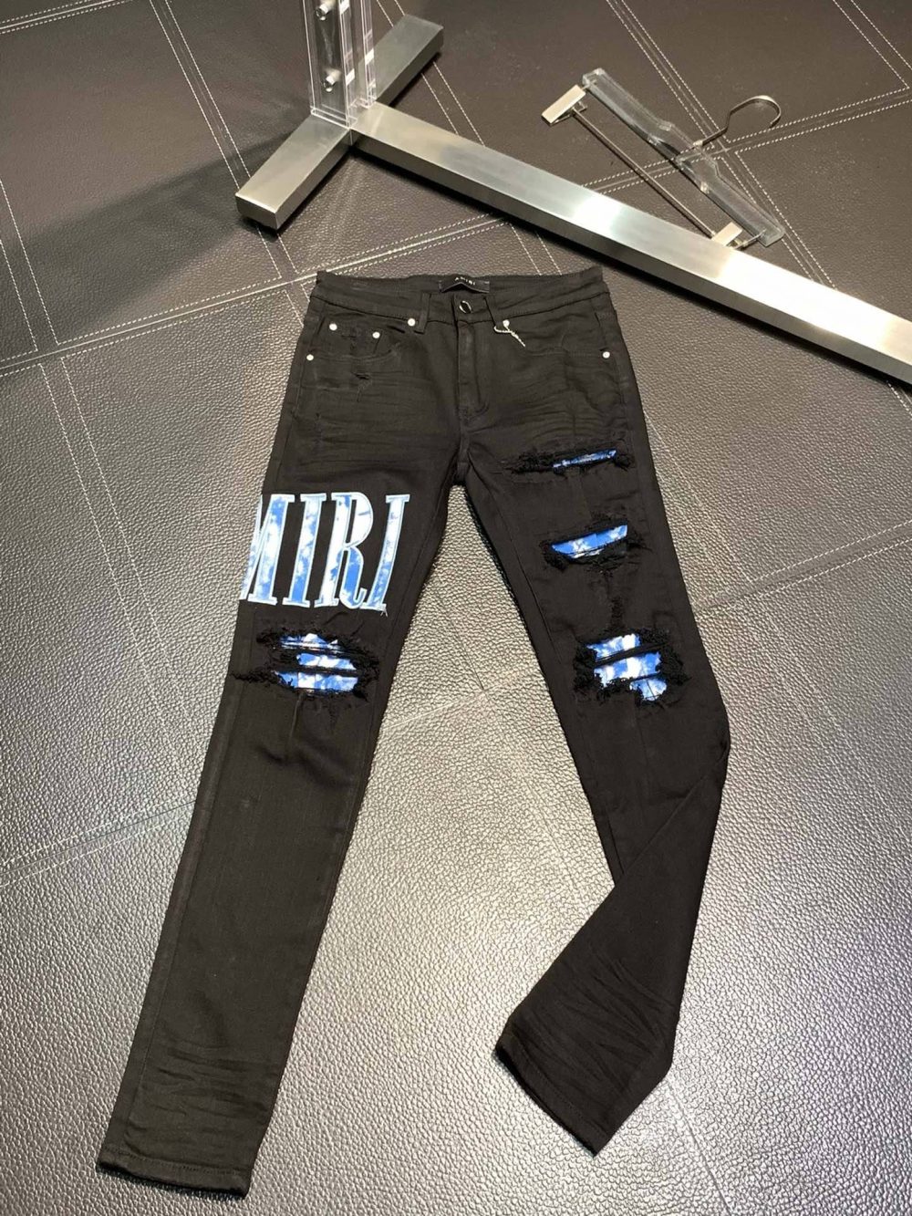 Amiri slim fit petite straight jeans