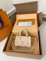 Louis Vuitton Nano Speedy M81913，Size：16*10*7.5cm