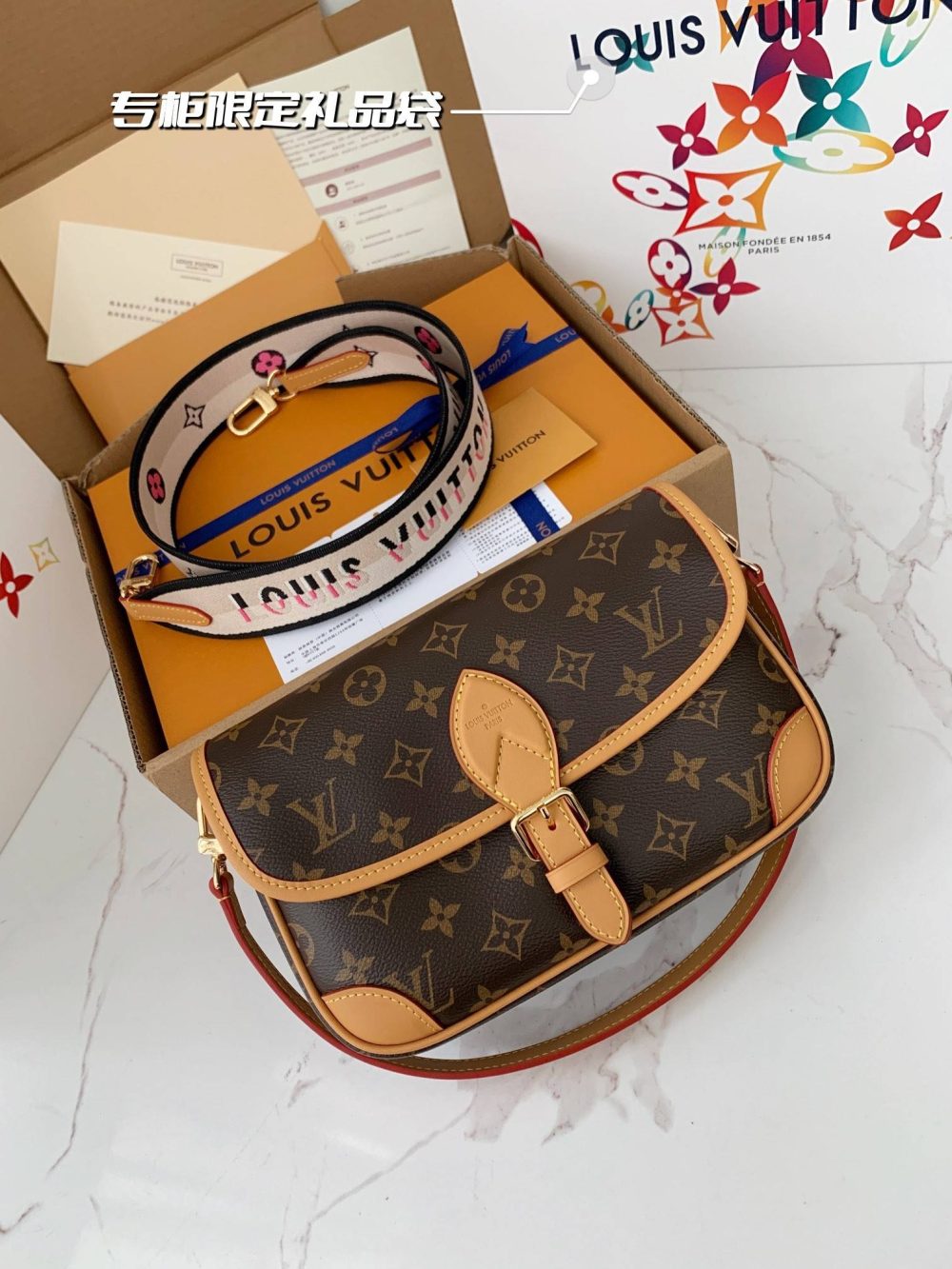 Louis Vuitton Borsa Diane M45985，Size：9*15*24cm