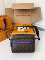 Louis Vuitton Borsa Messenger Outdoor M43843，Size：26*20*10.5cm