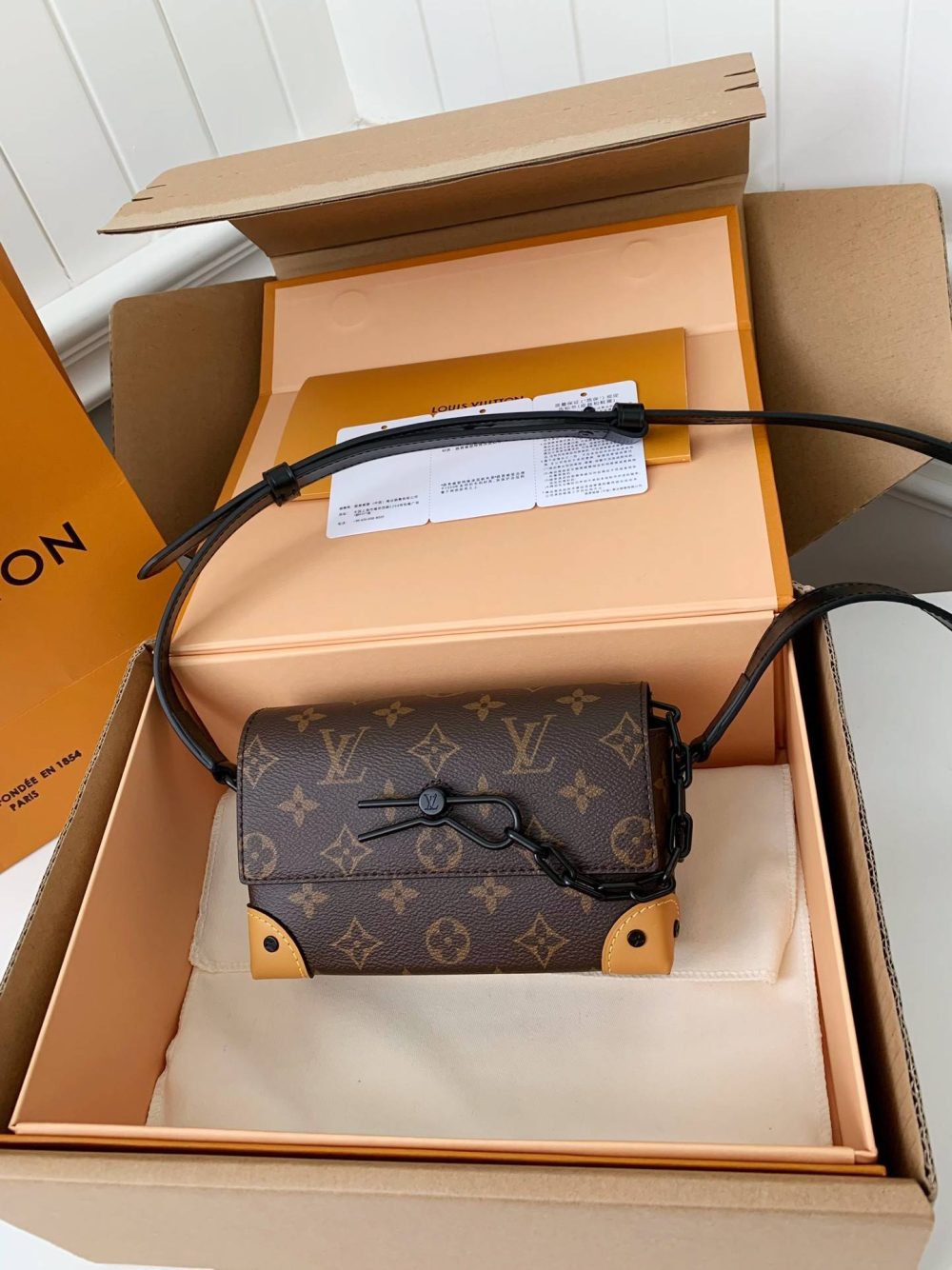 Louis Vuitton STEAMER Mini Handbag, 18 * 11 * 6.5cm