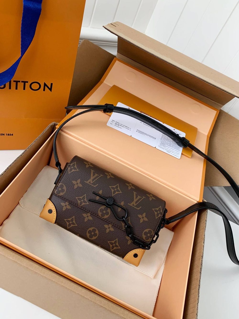 Louis Vuitton STEAMER Mini Handbag, 18 * 11 * 6.5cm