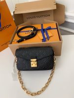 Louis Vuitton counter classic hot selling Pochette M é tis East West bag M46595, 21.5 * 13.5 * 6cm