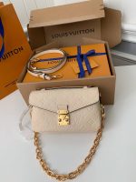 Louis Vuitton counter classic hot selling Pochette Métis East West bag M22942, 21.5 * 13.5 * 6cm