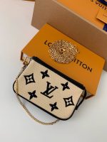 Louis Vuitton New Lafite Cotton Embroidery MINI POCHETTE ACCESSOIRES Hand Chain Small Bag M82472