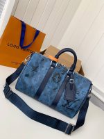 Louis Vuitton's seasonal new Keepall Bandoulière 35 handbag M22573, 34 * 21 * 16cm