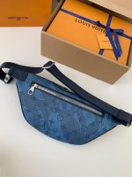 Louis Vuitton 2023 New DISCOVERY Droplet Blue Waistpack M22576 Size: 44 * 15 * 9cm