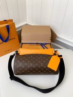 Louis Vuitton 2023 SOFT POLOCHON handbag M46691 Size: 33 * 17 * 17cm