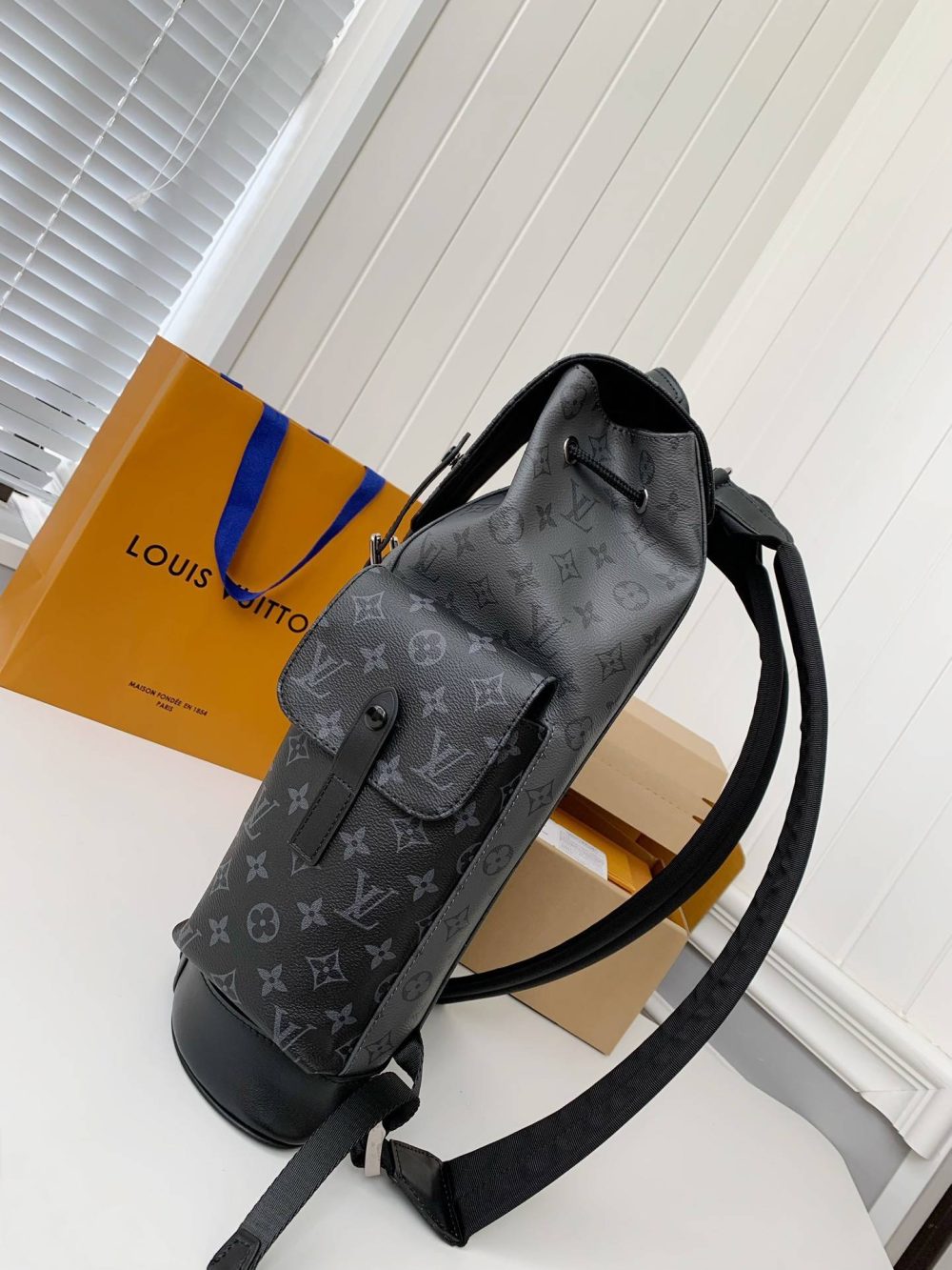 Louis Vuitton CHRISTOPHER Backpack MM45419 Top Quality Size: 38 * 44 * 21cm