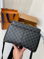 Louis Vuitton 24s New DISCOVERY Small Black Checker Backpack N40514, Top Quality Size: 29 * 38 * 20c