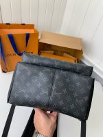 Louis Vuitton 24s New DISCOverY Small Backpack M20558, Top Quality Size: 29 * 38 * 20cm