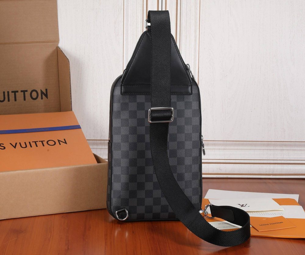 Louis Vuitton damier graphite Men's Shoulder Bags M45302, Top Quality Size: 20X31X7cm