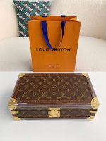 Louis Vuitton Watch Storage Box Size：34*18*11cm