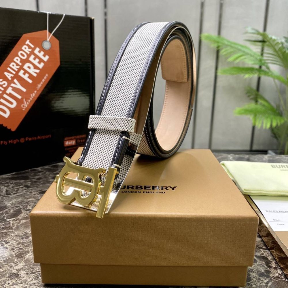 Burberry belt