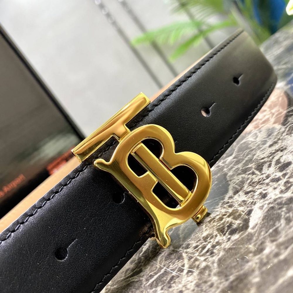 Burberry belt