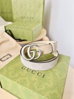 GUCCi  Ladies  Belt