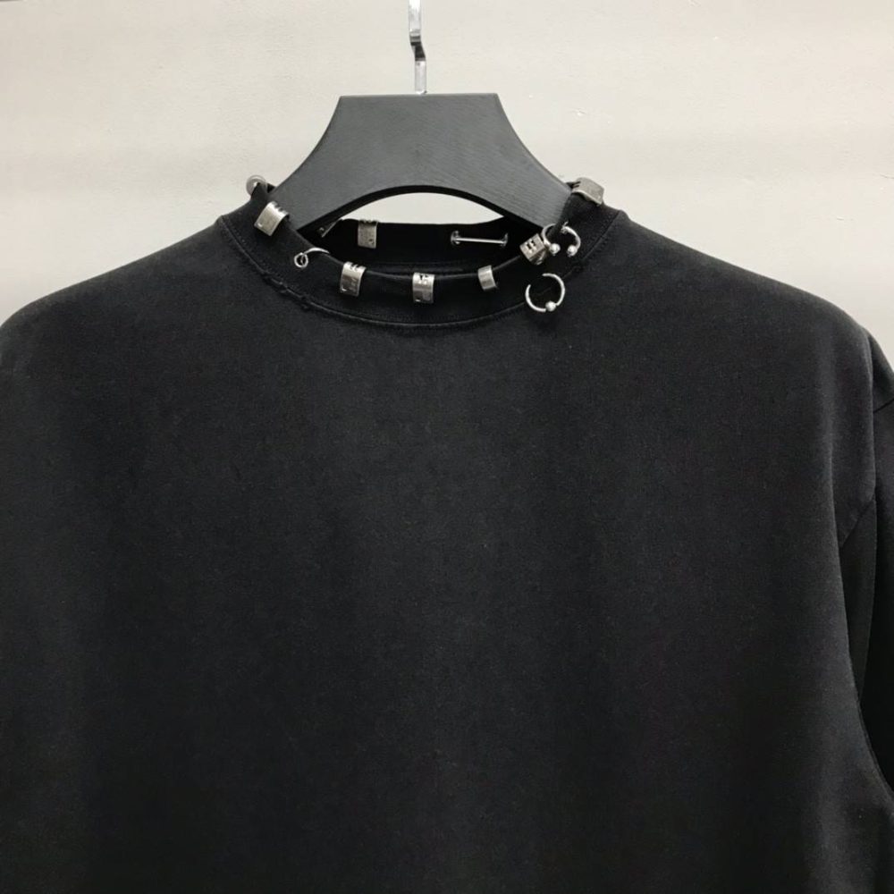 Balenciaga neckline hardware perforated T-shirt