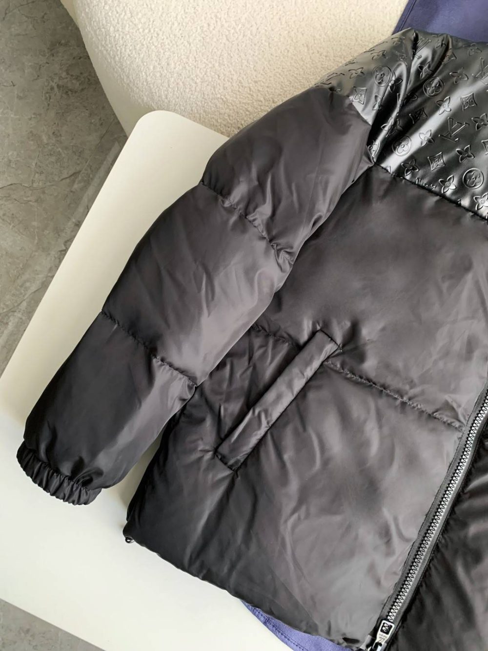 LOUIS VUITTON LOGO Down Jacket