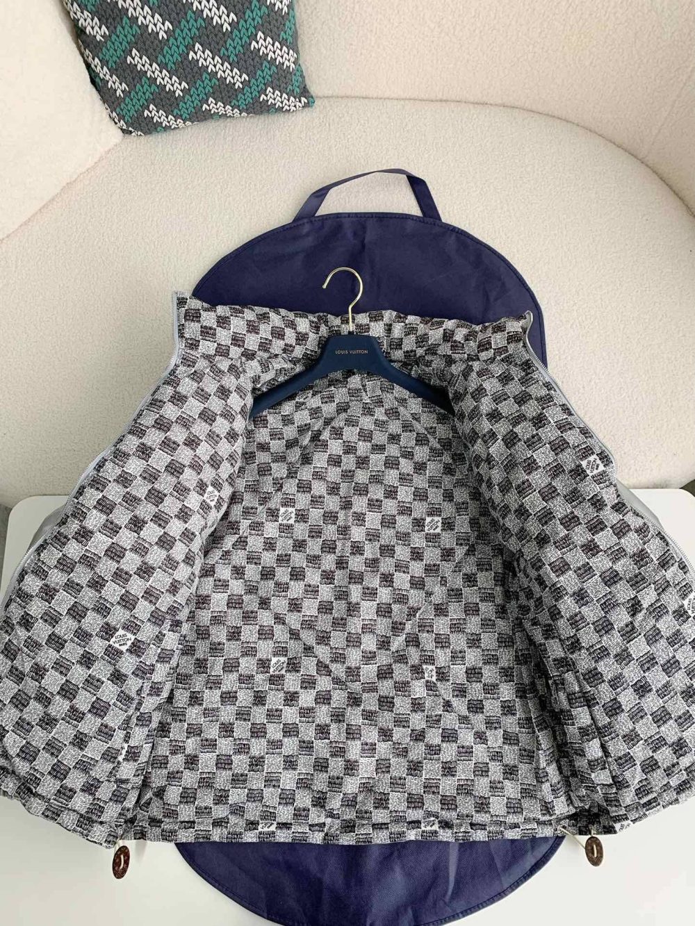 LOUIS VUITTON LOGO Down Jacket