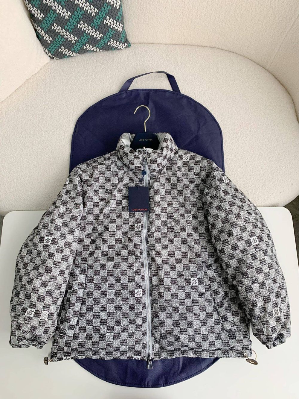 LOUIS VUITTON LOGO Down Jacket