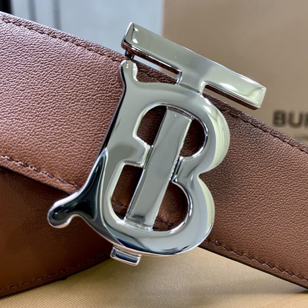 Burberry belt