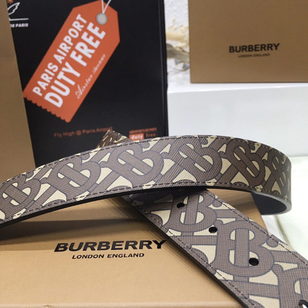 Burberry belt