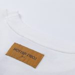 Louis Vuitton Logo lettering T-shirt with 23SS neckline